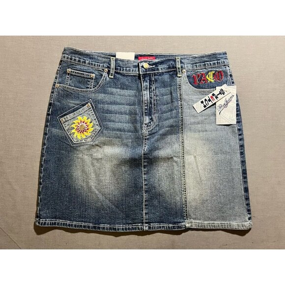 Vintage Paco Jeans Skirt Women’s Juniors 15 Blue Denim Stretch Embroidered Girls - Picture 1 of 10